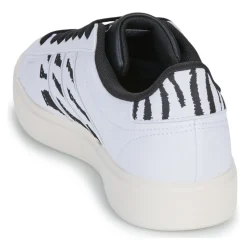 Sale Adidas Sportswear - GRAND COURT 2.0