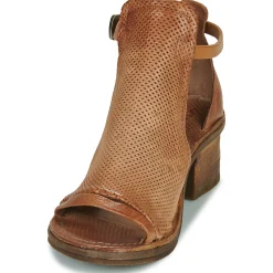 Airstep / A.S.98 - KENYA Camel