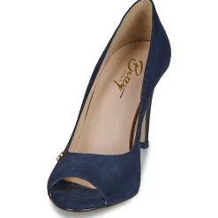 Best Betty London - EMANA Marine