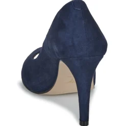 Best Betty London - EMANA Marine