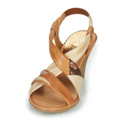 Betty London - POULOI Cognac