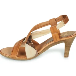 Betty London - POULOI Cognac