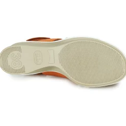 Clearance Camper - KIR0 Camel