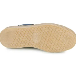 Online Casual Attitude - YEYE Marine