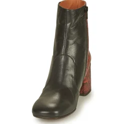 New Chie Mihara - UKEA Camel