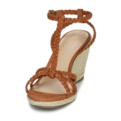 Hot Cosmo Paris - ROBBIE-BI Cognac