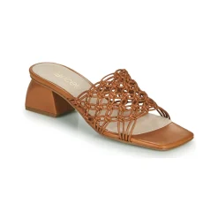 Hot Fericelli - TELIA Camel