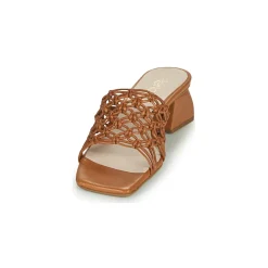 Hot Fericelli - TELIA Camel