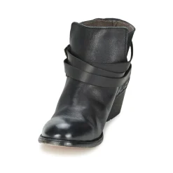 Clearance Hudson - HORRIGAN JET