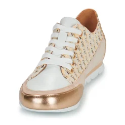 Hot Karston - CAMINO