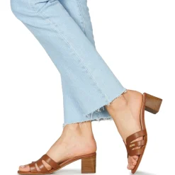 Sale Les Tropéziennes par M Belarbi - LIVIA Cognac