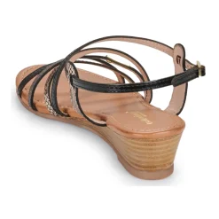 Clearance Les Tropéziennes par M Belarbi - HARO