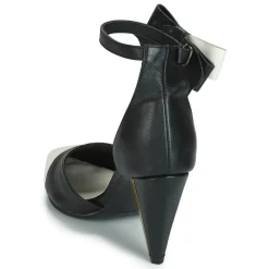 Hot Lola Ramona - RAMONA