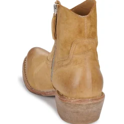 Hot Moma - DALLAS Camel