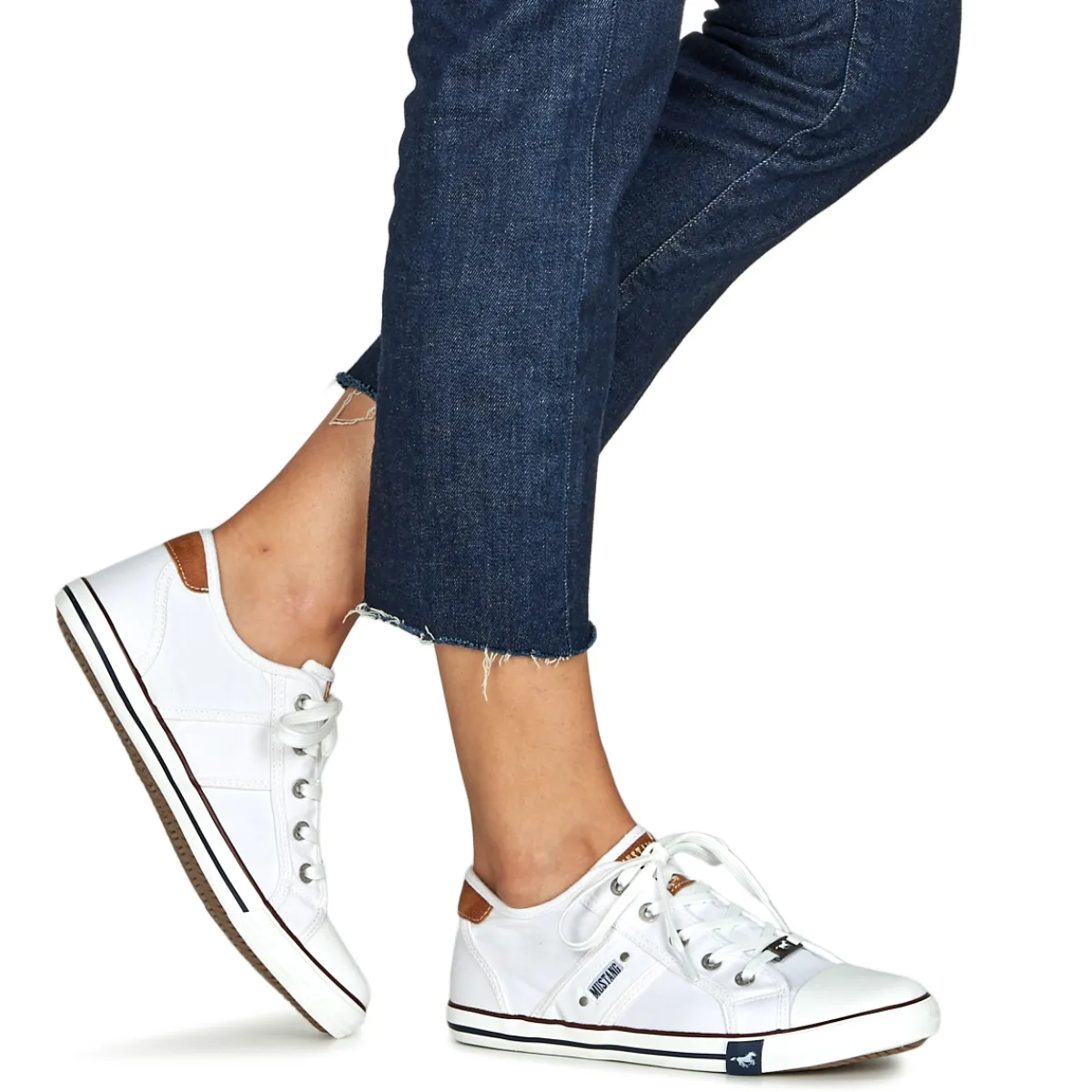 Best Mustang - RUGARL Blanc