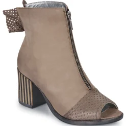 Sale Papucei - STU Beige