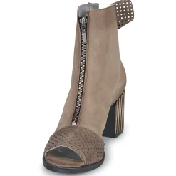 Sale Papucei - STU Beige