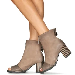 Sale Papucei - STU Beige