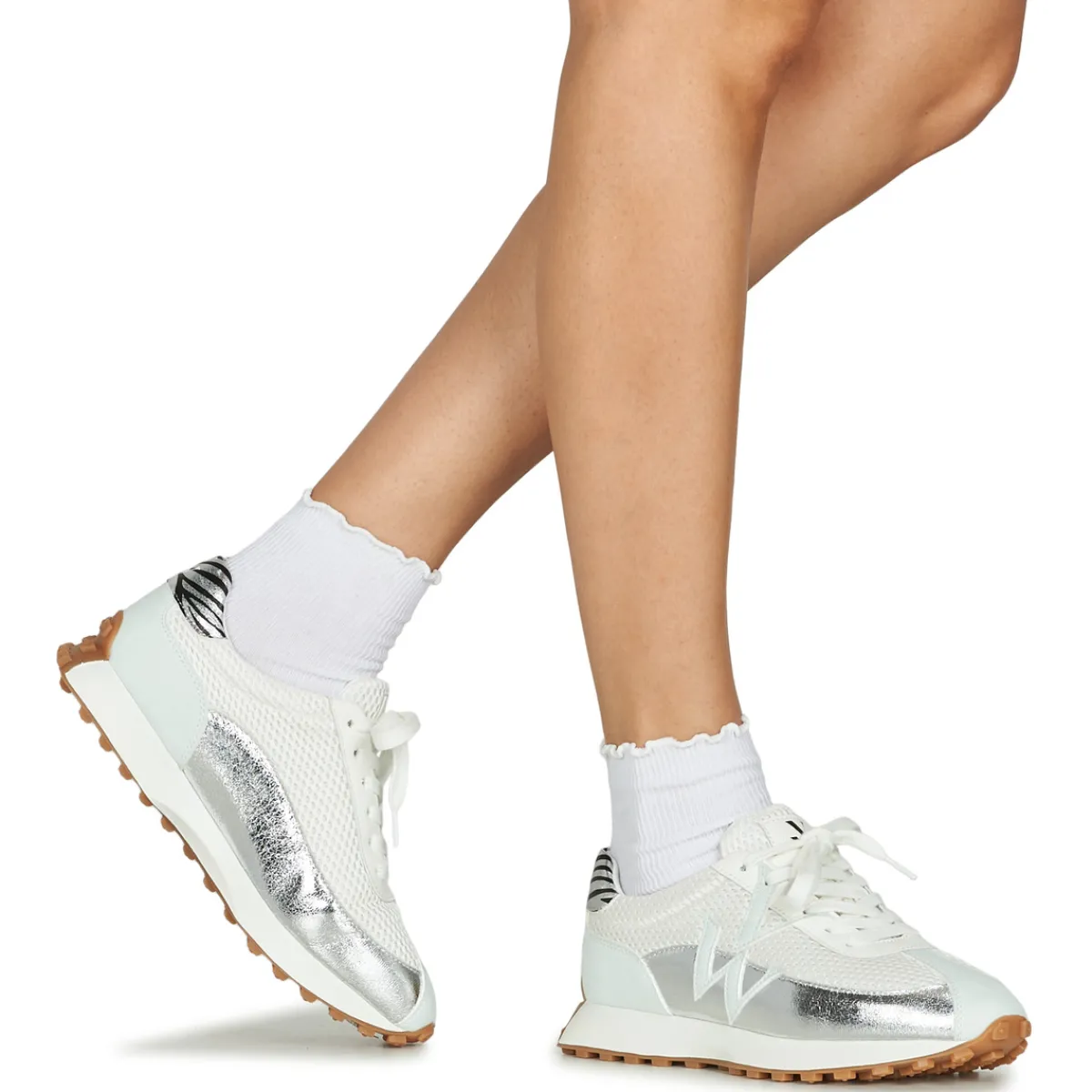 Discount Vanessa Wu - MONA