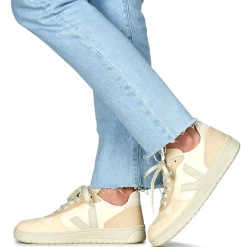 New Veja - V-10 Beige