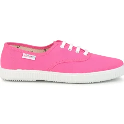 New Victoria - Classic Fuschia