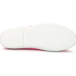 New Victoria - Classic Fuschia